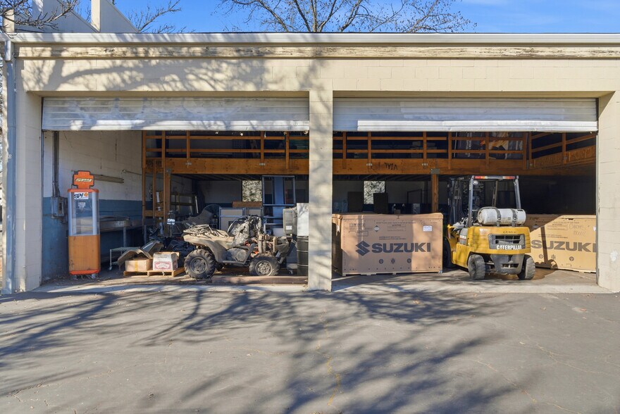 More Photos Of 1538 Park Ave, Chico General Retail For Sale