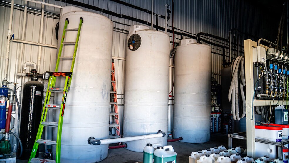 More Photos Of 3720 N Moss Ave, Odessa Carwash For Sale