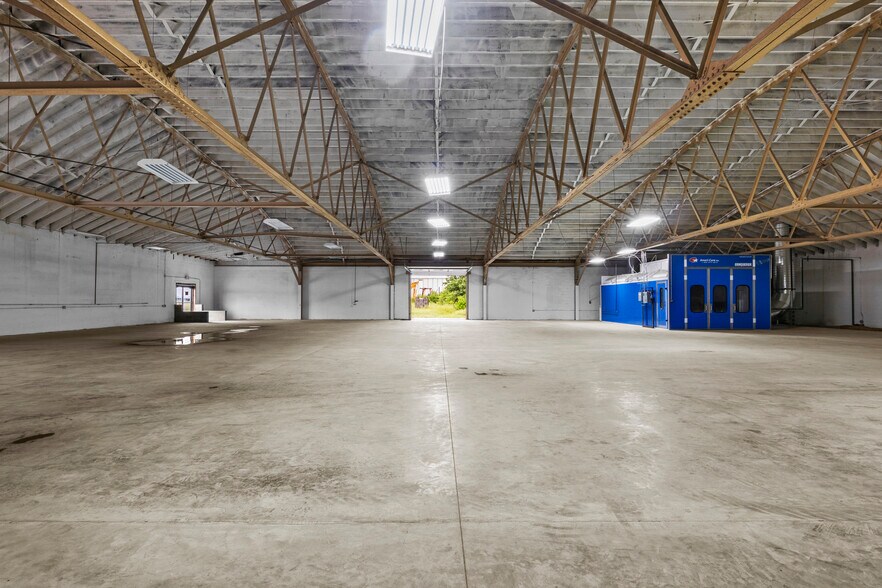 More Photos Of 101 Hi Lane Dr, Richmond Industrial For Sale