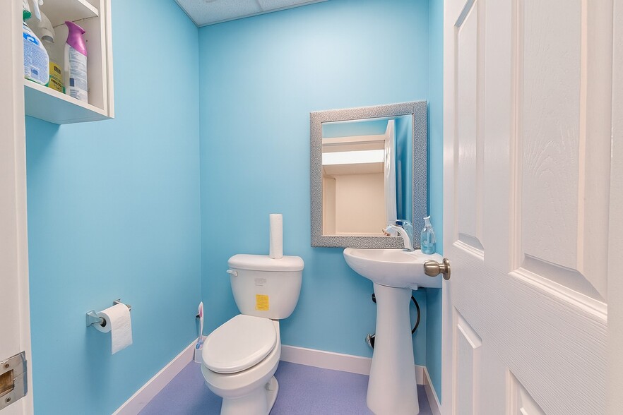 More Photos Of 2920 Ellwood Dr SW, Edmonton Warehouse For Sale