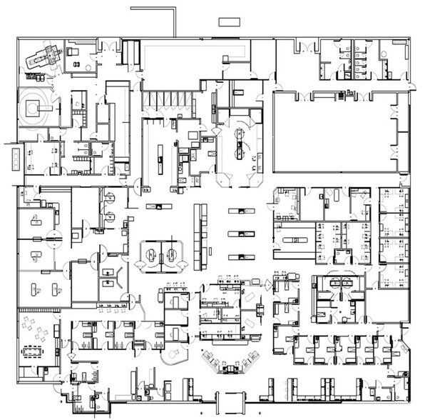 More Photos Of 825 E White Spruce Blvd, Henrietta Veterinarian Kennel For Lease