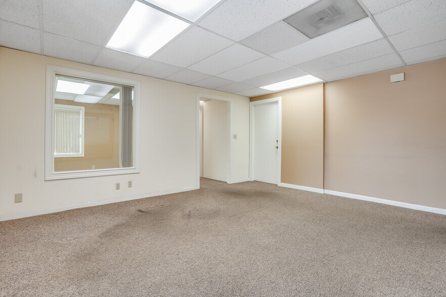 More Photos Of 199 E Hamilton Ave, Campbell Office For Sale