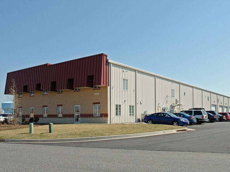 More Photos Of 355 Granary Rd, Forest Hill Flex For Lease