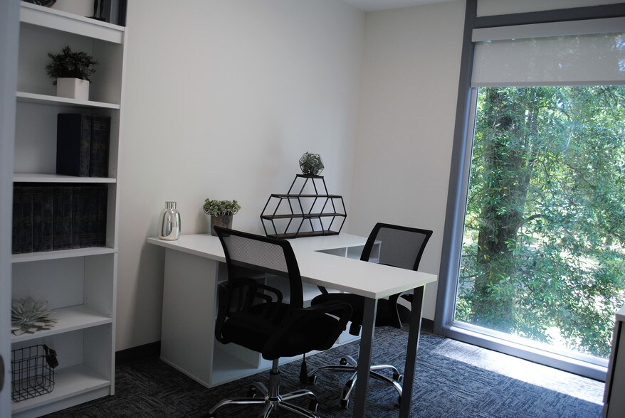 More Photos Of 26022 Budde Rd, The Woodlands Loft Creative Space For Lease