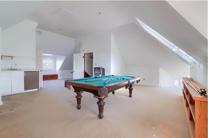 More Photos Of 1602 E Cesar Chavez St, Austin Office Residential For Lease