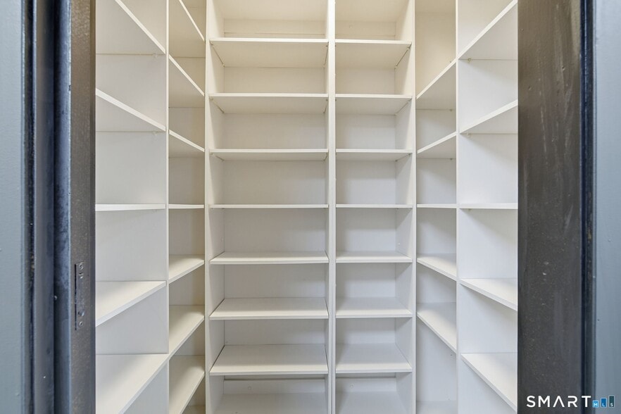 More Photos Of 3 Northwestern Dr, Bloomfield Medical For Lease