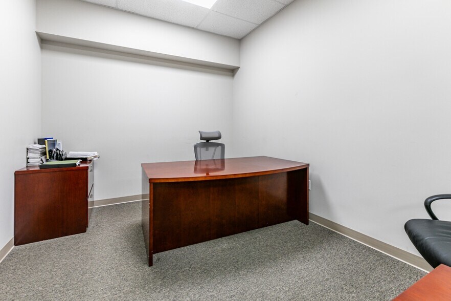 More Photos Of 4175 Forestdale Dr, Park City Loft Creative Space For Lease