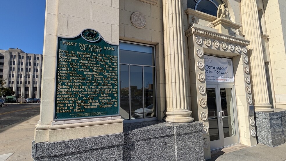 More Photos Of 460 S Saginaw St, Flint Apartments For Lease