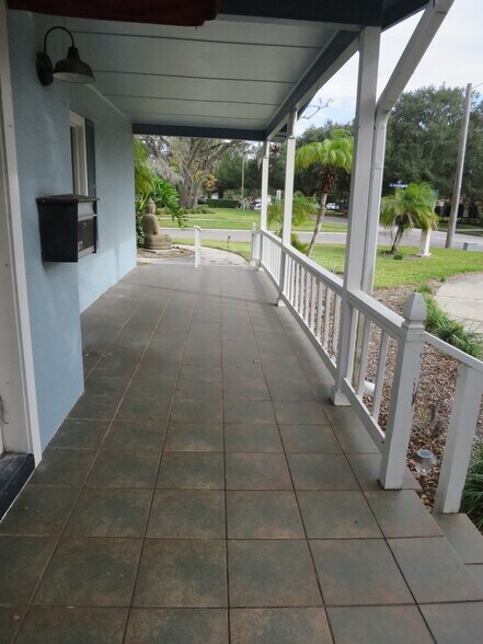 More Photos Of 1977 Dundee Dr, Winter Park Medical For Sale