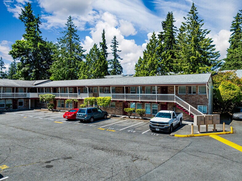 More Photos Of 7420-7428 208th St SW, Edmonds Apartments For Sale