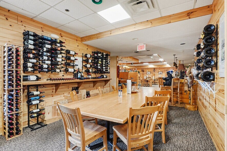 More Photos Of 1222 N US 23, East Tawas Restaurant For Sale