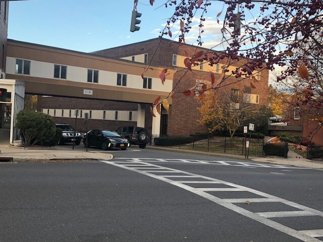 More Photos Of 368 Broadway, Kingston Office Residential For Lease