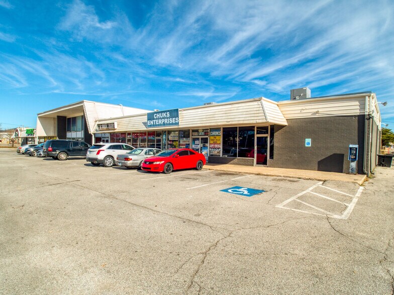 More Photos Of 2000 N MacArthur Blvd, Oklahoma City Storefront Retail Residential For Sale