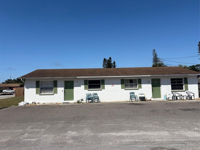 Primary Photo Of 3265 51st Avenue Dr W, Bradenton Apartments For Sale