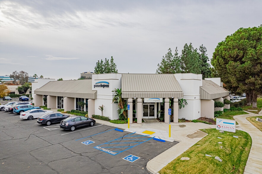 More Photos Of 5301 Truxtun Ave, Bakersfield Medical For Lease