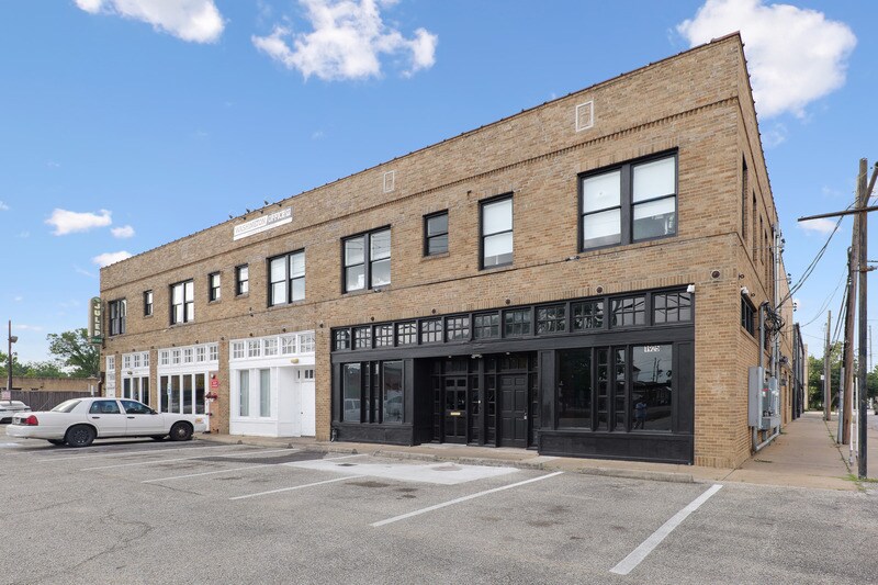 More Photos Of 1925 Washington Ave, Houston Coworking Space
