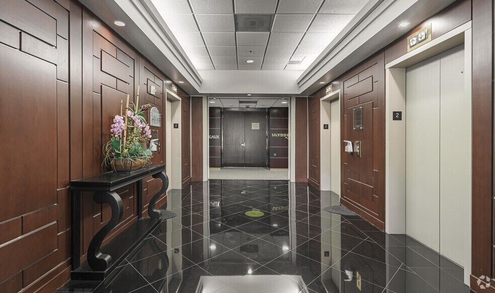 More Photos Of 7900 Glades Rd, Boca Raton Office For Lease