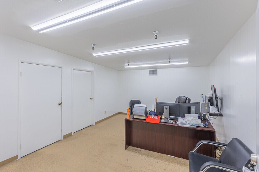 Photo of 1st Floor Ste 1645 Building