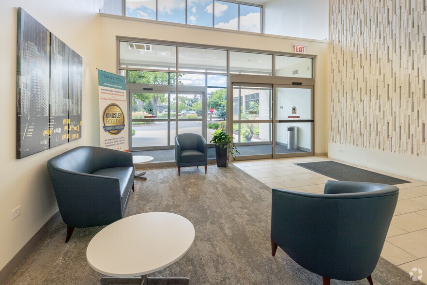 More Photos Of 755 S Milwaukee Ave, Libertyville Medical For Lease