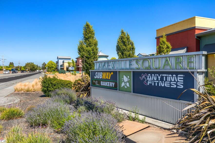 Primary Photo Of Lakeville Hwy @ casa grande rd, Petaluma Unknown For Lease