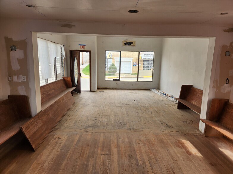 More Photos Of 333 Brinton ave, Trafford General Retail For Lease