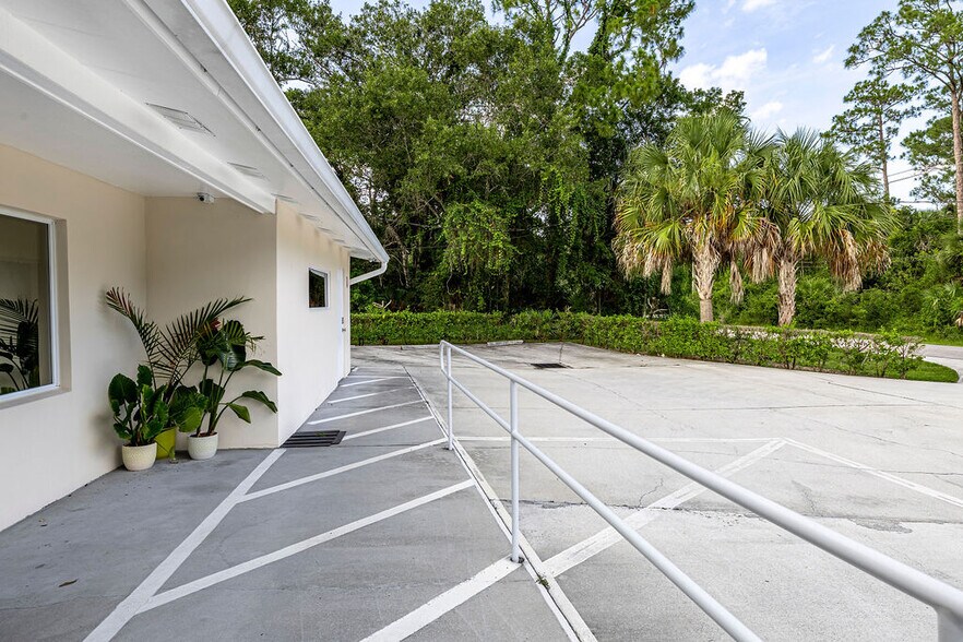 More Photos Of 6708 Gaddy St, Fort Pierce Daycare Center For Sale