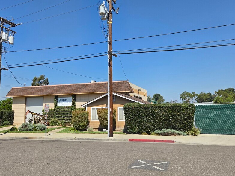 More Photos Of 1101 E 25th St, Signal Hill Land For Lease