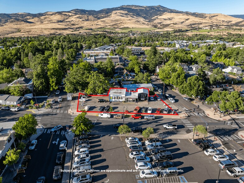 More Photos Of 75 Lithia Way, Ashland Service Station For Sale