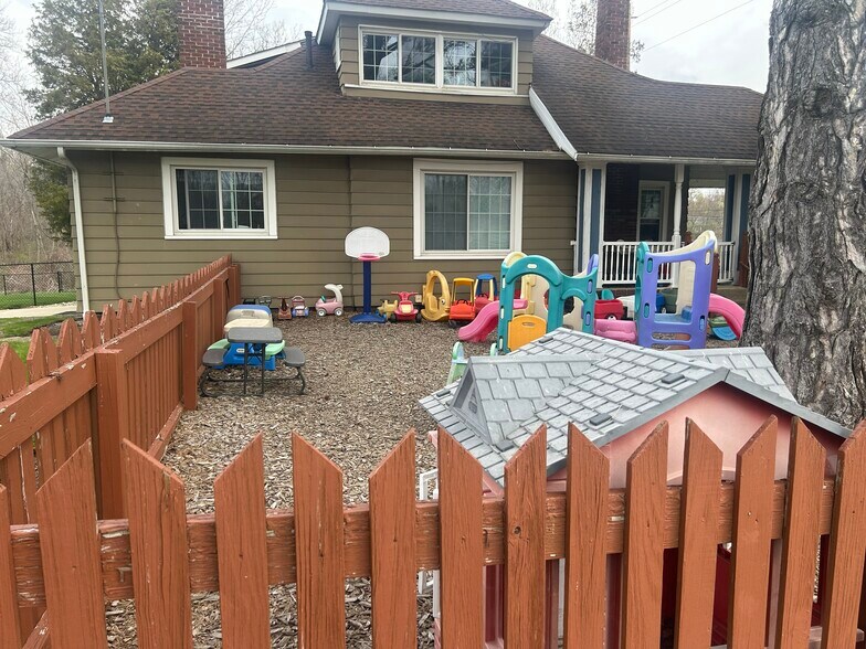 More Photos Of 4770 Darrow Rd, Stow Daycare Center For Sale