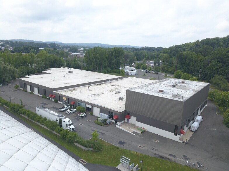 Primary Photo Of 60 Shelter Rock Rd, Danbury Warehouse For Lease
