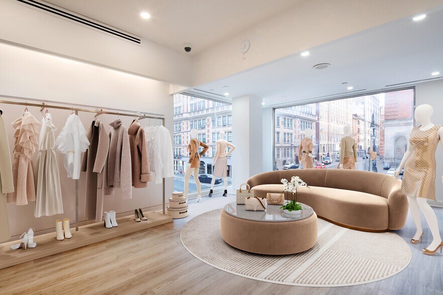 More Photos Of 770 Madison Ave, New York Storefront For Sale