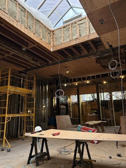 More Photos Of 2870-2880 California St, San Francisco Apartments For Lease