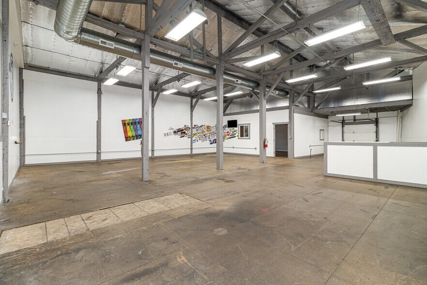 More Photos Of 2317 Donaldson Ave, Covington Auto Repair For Sale