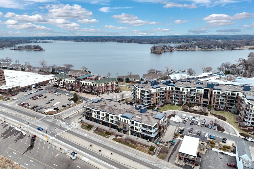 More Photos Of 4100 Shoreline Dr, Spring Park Apartments For Sale