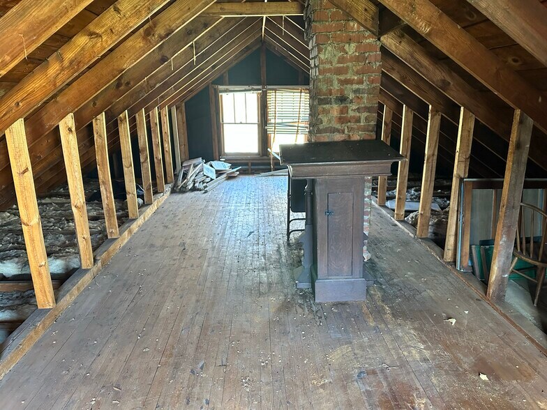 More Photos Of 26121 Frederick Rd, Clarksburg Specialty For Sale