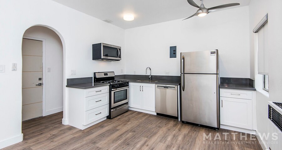 More Photos Of 1439 N Curson Ave, Los Angeles Apartments For Sale