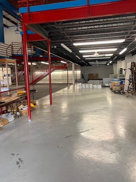 More Photos Of 3017 Edenborn Ave, Metairie Freestanding For Sale