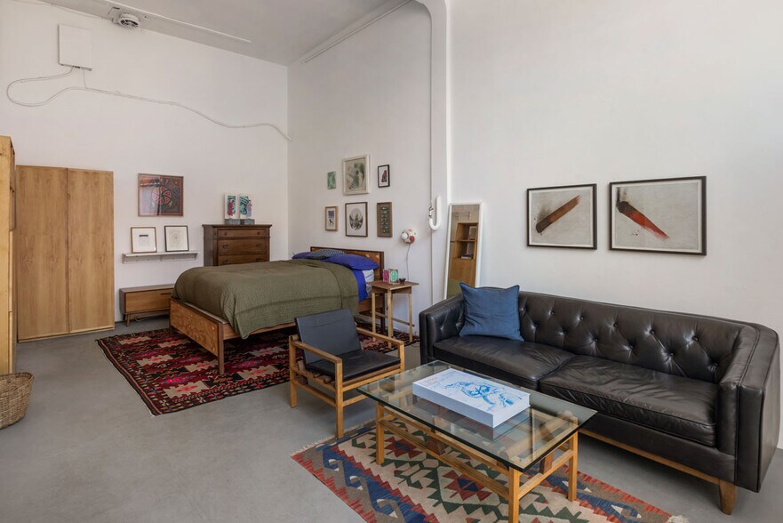 More Photos Of 936 Mei Ling Way, Los Angeles Freestanding For Sale