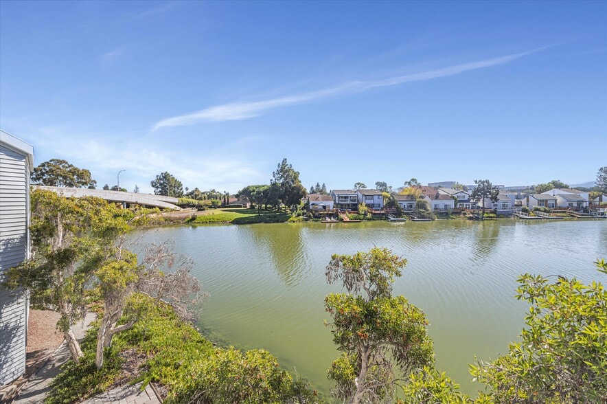 More Photos Of 370-390 Bridge Pky, Redwood City Medical For Lease