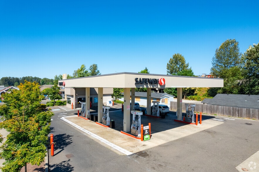 More Photos Of 208 Washington Ave, Kent Unknown For Lease