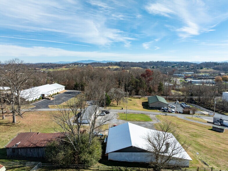 More Photos Of 127 Cherry St, Johnson City Industrial For Sale