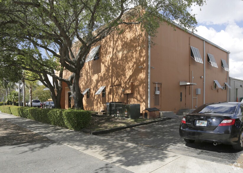 More Photos Of 9501 SW 160th St, Miami Medical For Lease