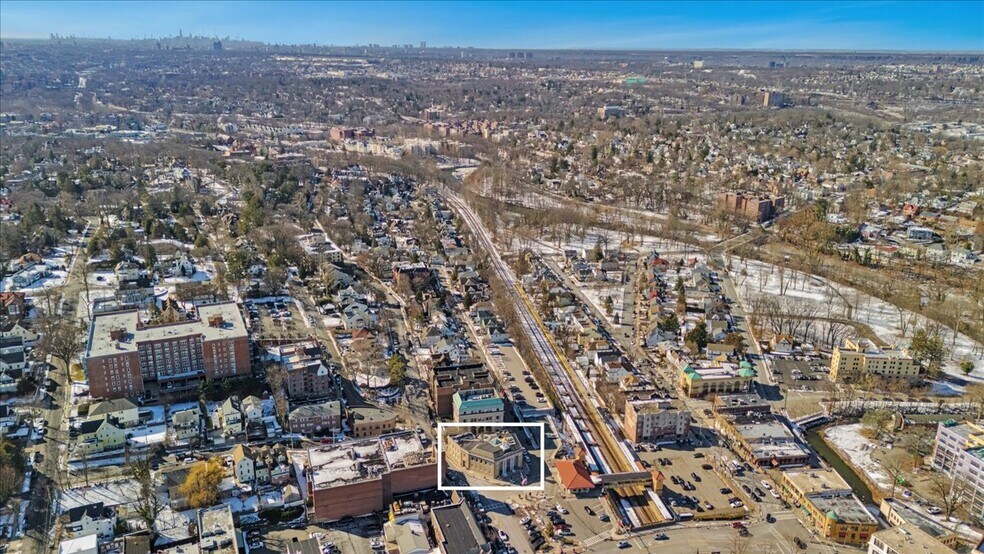 More Photos Of 1 Generoso Pope Pl, Tuckahoe Office For Sale