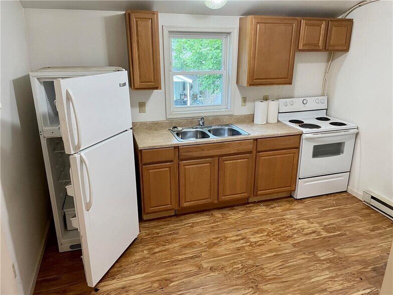 More Photos Of 1563 Old U.S. 22, Lenhartsville Apartments For Sale