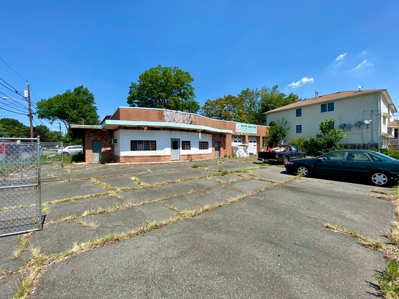 Primary Photo Of 1005 E Elizabeth Ave, Linden Auto Repair For Sale