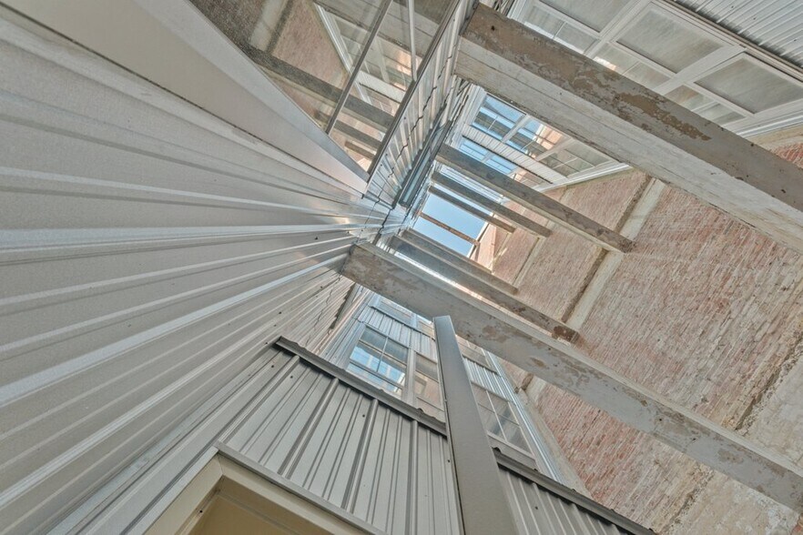 More Photos Of 311-313 W Baltimore St, Baltimore Apartments For Sale