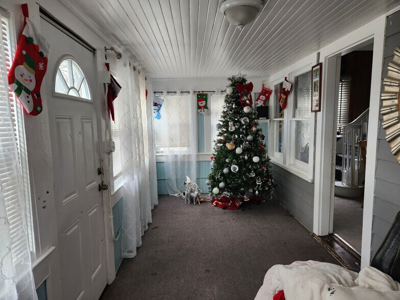 More Photos Of 90 Old Quogue Rd, Riverhead Apartments For Sale