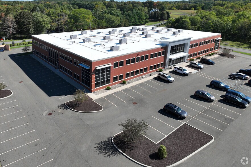More Photos Of 33 Tech Valley Dr, East Greenbush Flex For Lease