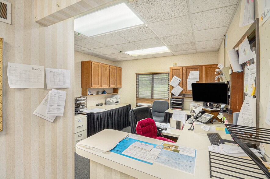 More Photos Of 1121-1127 Villa Linde Ct, Flint Medical For Sale