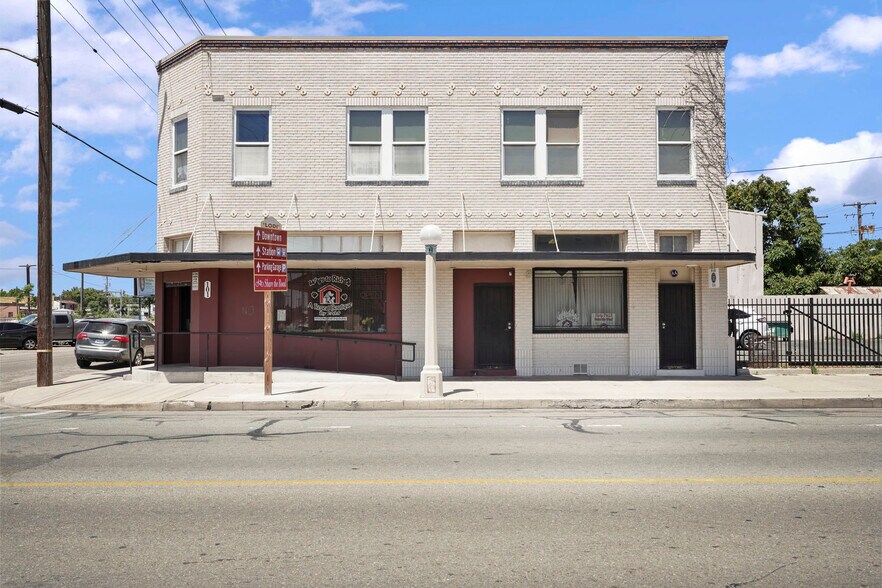 More Photos Of 2 N Main St, Lodi Storefront Retail Office For Sale
